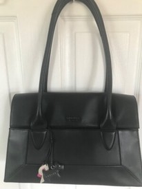 guess brooklyn crossbody bag